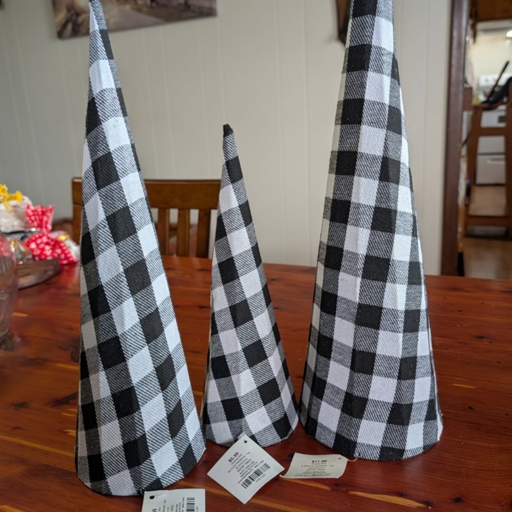 Black and White Plaid Fabric
